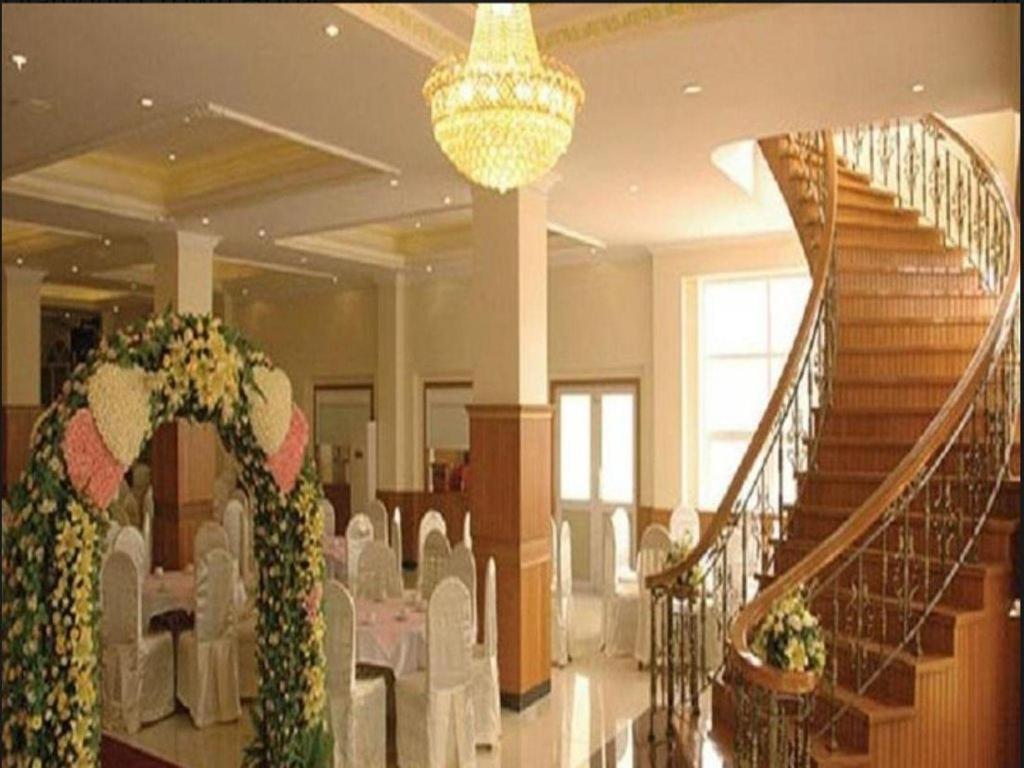 Diamond Crown Hotel Dawei Eksteriør bilde